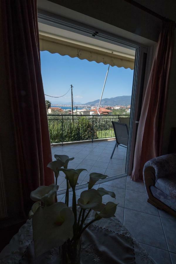 Vithos Apartment Kalamata Exterior photo